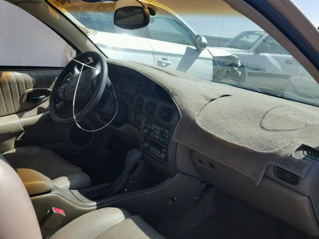 1G2WR1219YF193743 - 2000 PONTIAC GRAND PRIX GOLD photo 9