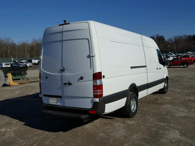 WDYPF4CC0D5757410 - 2013 FREIGHTLINER SPRINTER 3 WHITE photo 4