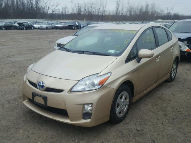 JTDKN3DU2A0175120 - 2010 TOYOTA PRIUS TAN photo 2