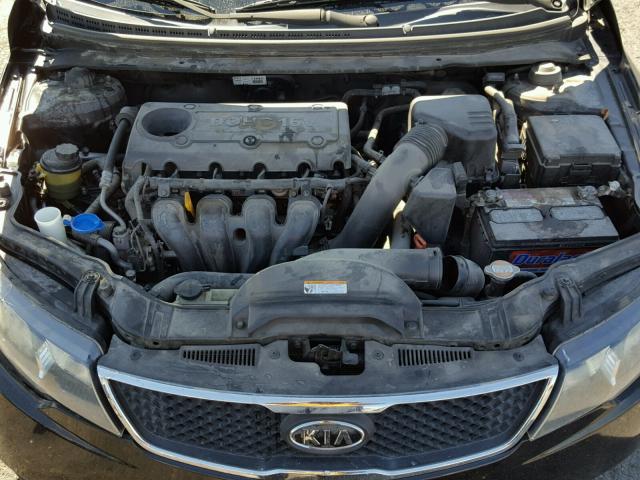 KNAFU4A26A5067290 - 2010 KIA FORTE EX BLACK photo 7