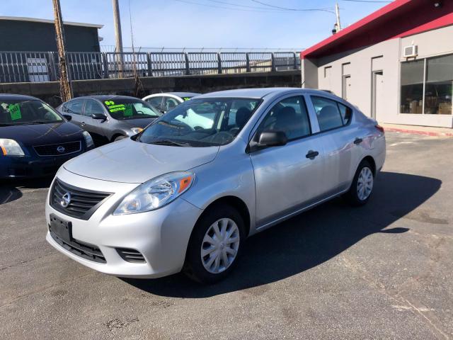 3N1CN7AP0CL856816 - 2012 NISSAN VERSA S SILVER photo 2