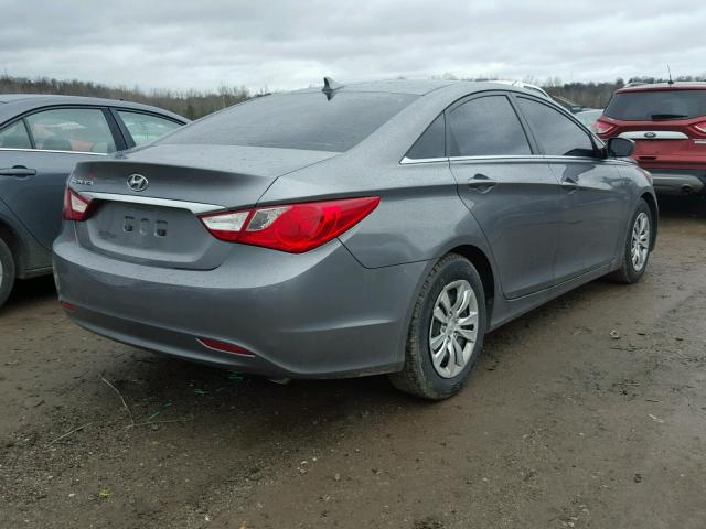 5NPEB4AC5BH233698 - 2011 HYUNDAI SONATA GLS GRAY photo 4