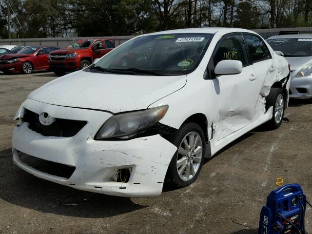 1NXBU40EX9Z144088 - 2009 TOYOTA COROLLA BA WHITE photo 2