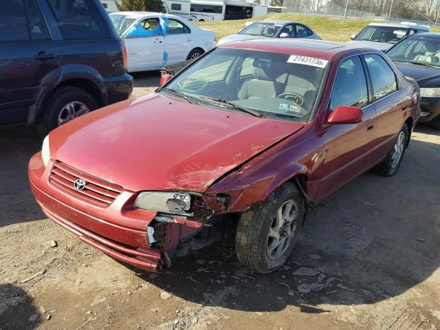 JT2BF22K4W0138272 - 1998 TOYOTA CAMRY CE RED photo 2