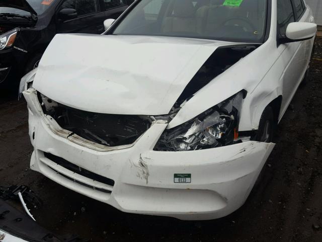 1HGCP2F62CA208753 - 2012 HONDA ACCORD SE WHITE photo 9