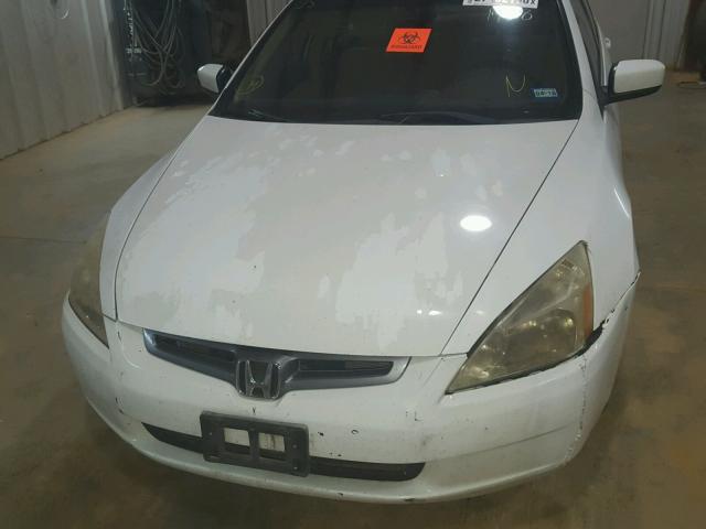 JHMCM56613C001928 - 2003 HONDA ACCORD EX WHITE photo 9