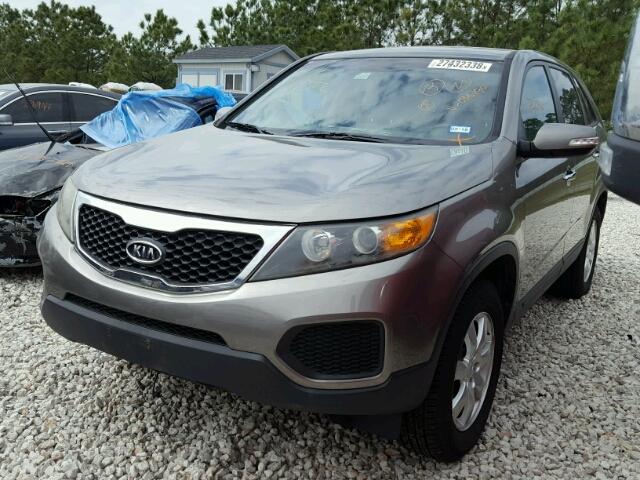 5XYKT3A13BG036190 - 2011 KIA SORENTO BA BEIGE photo 2