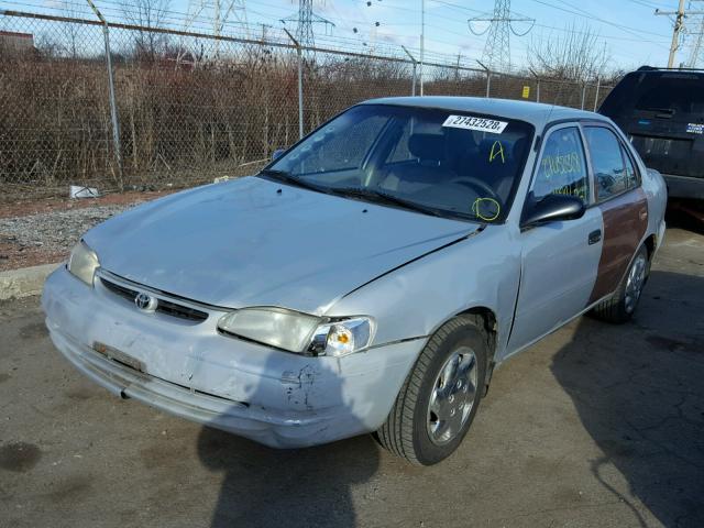 1NXBR12E4XZ220026 - 1999 TOYOTA COROLLA VE SILVER photo 2