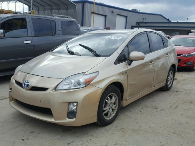 JTDKN3DU1A0043675 - 2010 TOYOTA PRIUS GOLD photo 2