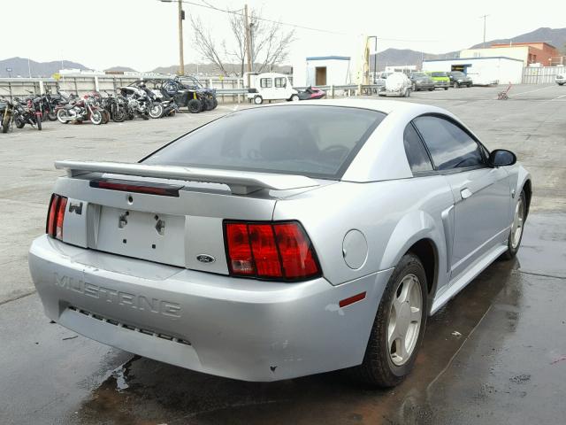 1FAFP40644F149523 - 2004 FORD MUSTANG SILVER photo 4