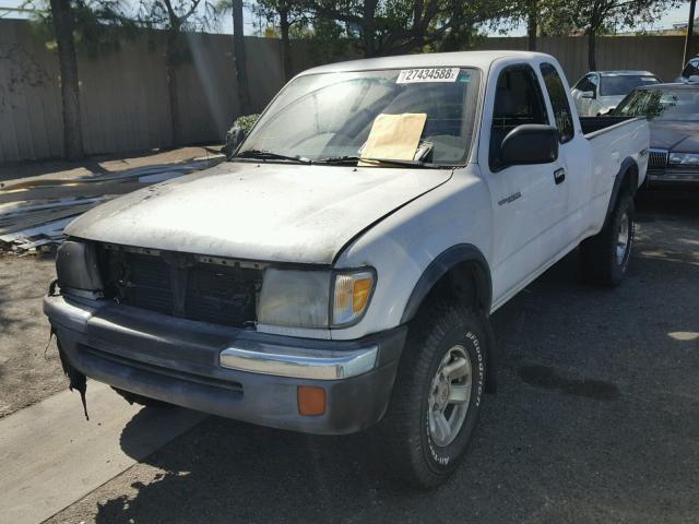 4TAWN72N8YZ676695 - 2000 TOYOTA TACOMA XTR WHITE photo 2