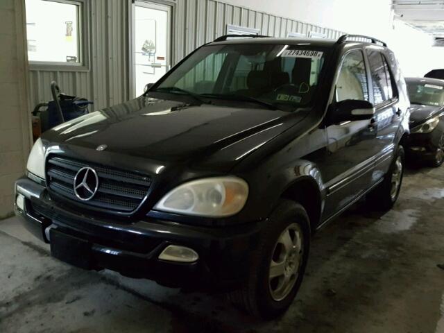 4JGAB57E24A502243 - 2004 MERCEDES-BENZ ML 350 BLACK photo 2