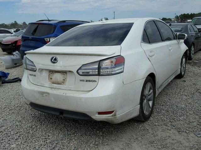 JTHBB1BAXA2035633 - 2010 LEXUS HS 250H WHITE photo 4