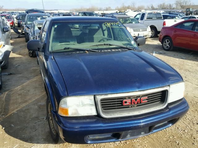 1GTCS19W528250973 - 2002 GMC SONOMA BLUE photo 9