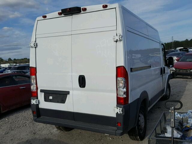 3C6TRVCG6JE112553 - 2018 RAM PROMASTER WHITE photo 4