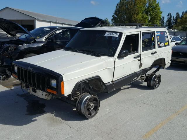 1J4FT48S61L551512 - 2001 JEEP CHEROKEE S WHITE photo 2