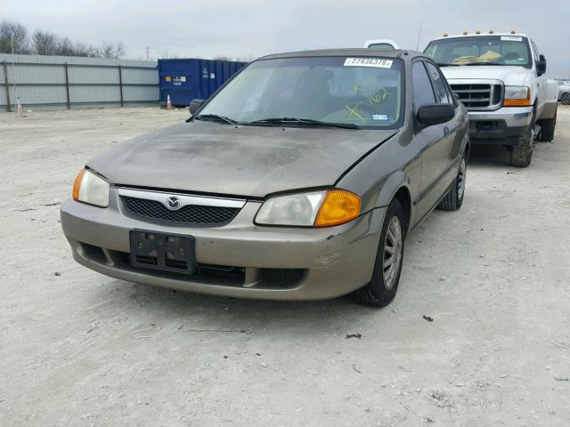 JM1BJ222XY0217762 - 2000 MAZDA PROTEGE DX TAN photo 2