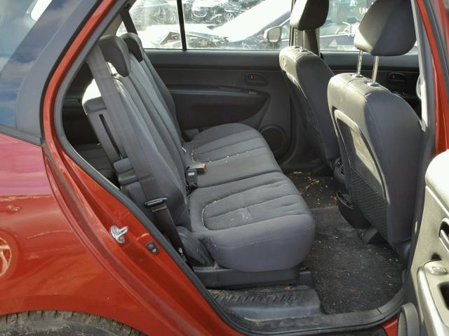 KNAFG526X87158477 - 2008 KIA RONDO LX RED photo 6