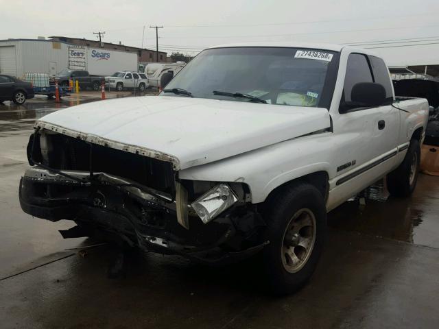 1B7HC13Y1WJ211230 - 1998 DODGE RAM 1500 WHITE photo 2