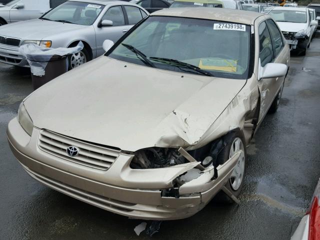 JT2BF22K6V0027334 - 1997 TOYOTA CAMRY LE GOLD photo 2