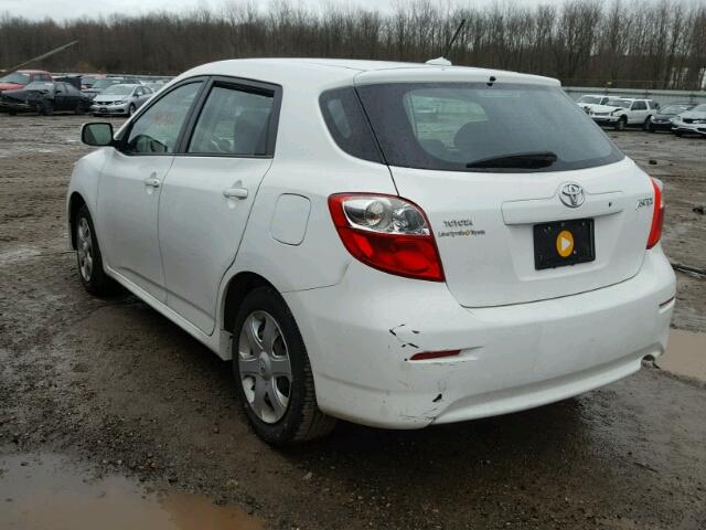 2T1KU40E69C037539 - 2009 TOYOTA COROLLA MA WHITE photo 3