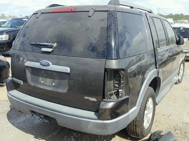 1FMEU63E76ZA28611 - 2006 FORD EXPLORER X GRAY photo 4