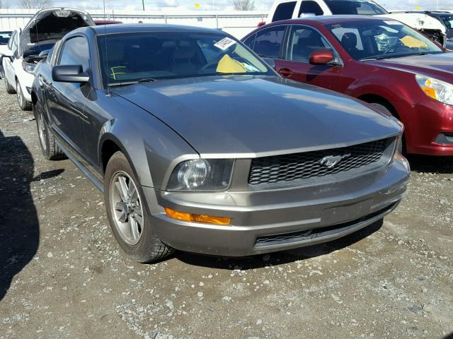 1ZVFT80NX55129852 - 2005 FORD MUSTANG CHARCOAL photo 1