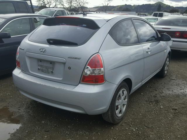 KMHCN35CX7U019186 - 2007 HYUNDAI ACCENT BAS SILVER photo 4