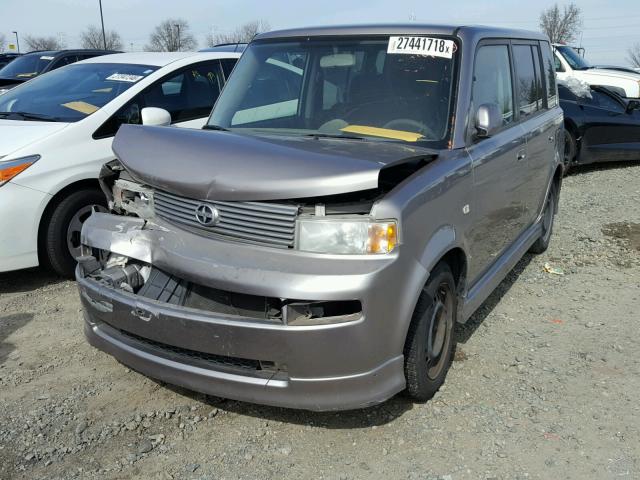 JTLKT324950207726 - 2005 TOYOTA SCION XB GRAY photo 2