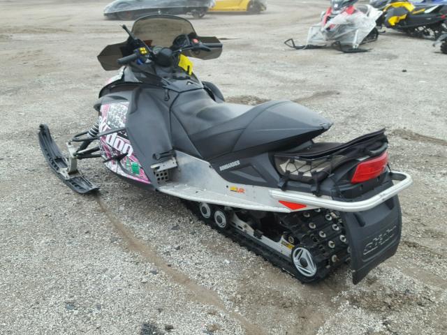 2BPSDC5B25V000594 - 2005 SKID SNOWBMOBIL BLACK photo 3