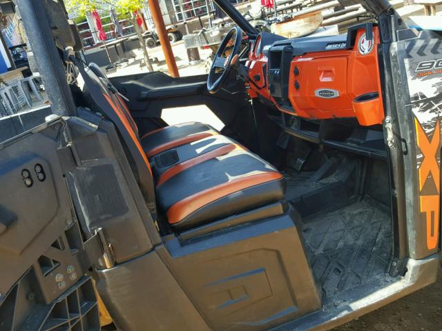 3NSRTM870GG531632 - 2016 POLARIS RANGER XP ORANGE photo 17