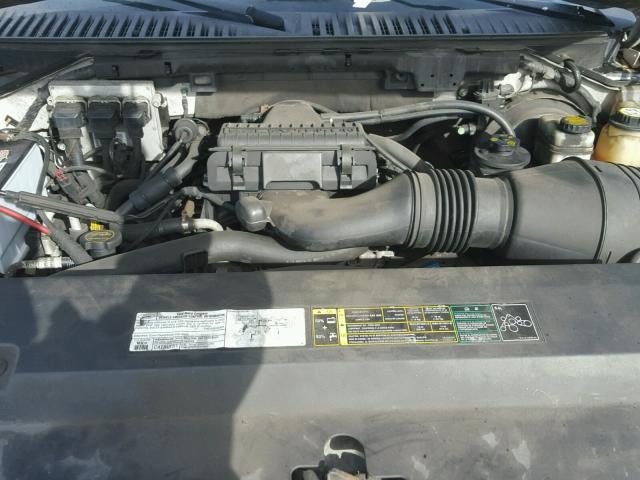 1FMFU155X5LA54142 - 2005 FORD EXPEDITION SILVER photo 7