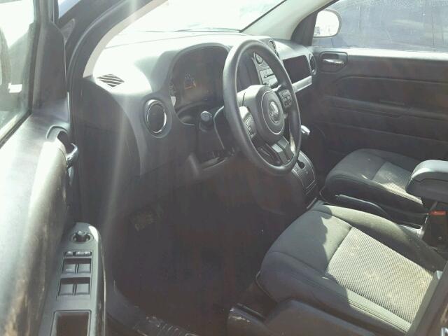 1C4NJCBA5FD313590 - 2015 JEEP COMPASS SP შავი ფოტო 9