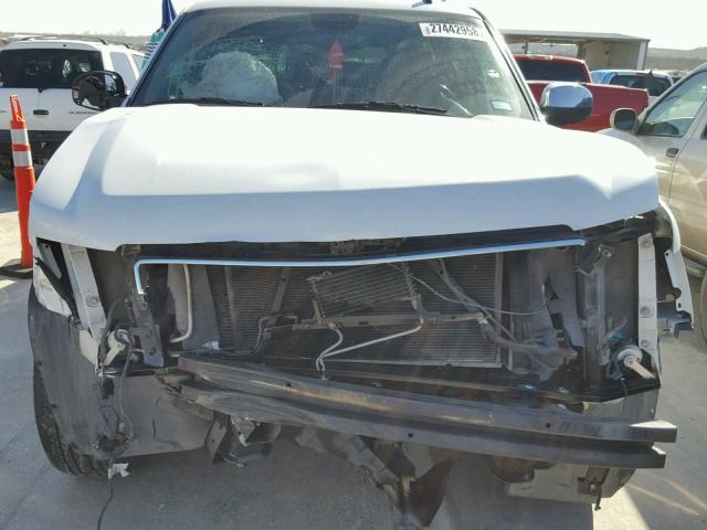 1GNFC26059R276310 - 2009 CHEVROLET SUBURBAN C WHITE photo 7