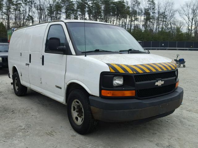 1GCHG35U841159926 - 2004 CHEVROLET EXPRESS G3 WHITE photo 1