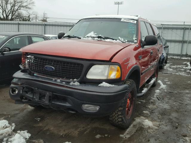 1FMPU16L0YLC29651 - 2000 FORD EXPEDITION RED photo 2
