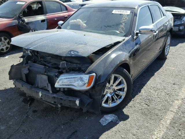 2C3CCAEG8DH620455 - 2013 CHRYSLER 300C BLACK photo 2