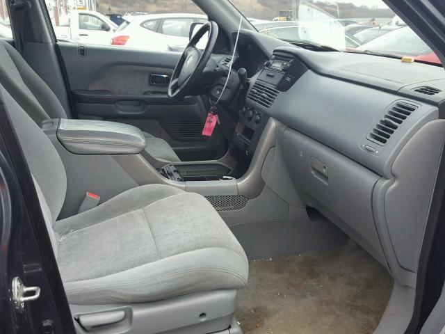 2HKYF18155H550695 - 2005 HONDA PILOT LX GRAY photo 5