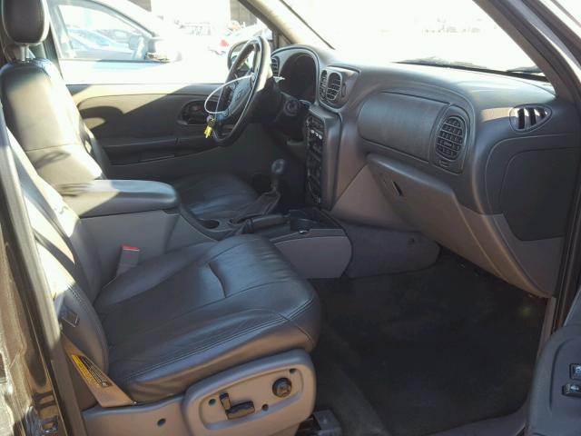 1GNDT13S832357373 - 2003 CHEVROLET TRAILBLAZE BLACK photo 5