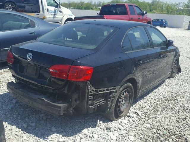 3VW2K7AJ9CM396429 - 2012 VOLKSWAGEN JETTA BASE BLACK photo 4