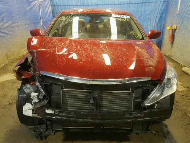 5NPEB4AC9DH514843 - 2013 HYUNDAI SONATA GLS RED photo 9