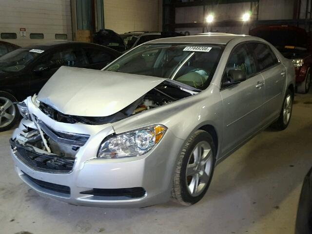 1G1ZB5E05CF186443 - 2012 CHEVROLET MALIBU LS 银色 照片 2