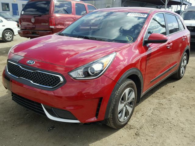 KNDCB3LC0H5078582 - 2017 KIA NIRO FE RED photo 2