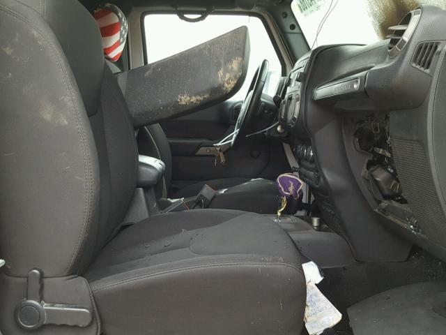 1C4AJWAG1FL747372 - 2015 JEEP WRANGLER S WHITE photo 5