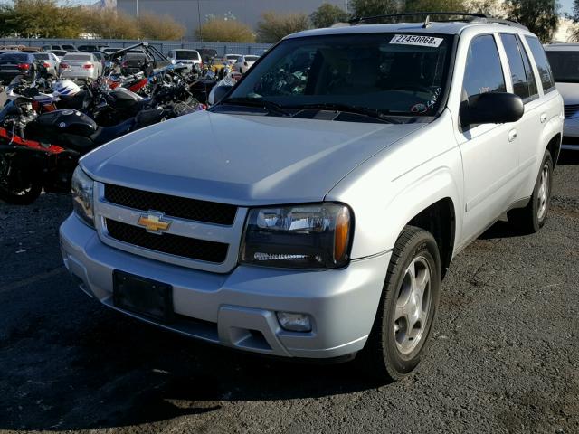 1GNDS13S782184259 - 2008 CHEVROLET TRAILBLAZE SILVER photo 2