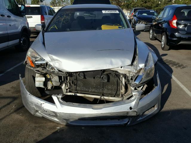 JHMCM56307C007148 - 2007 HONDA ACCORD SE SILVER photo 9