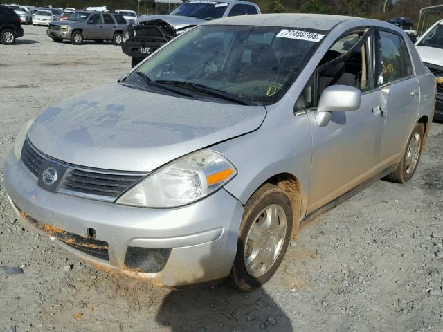 3N1BC11E28L461282 - 2008 NISSAN VERSA S SILVER photo 2