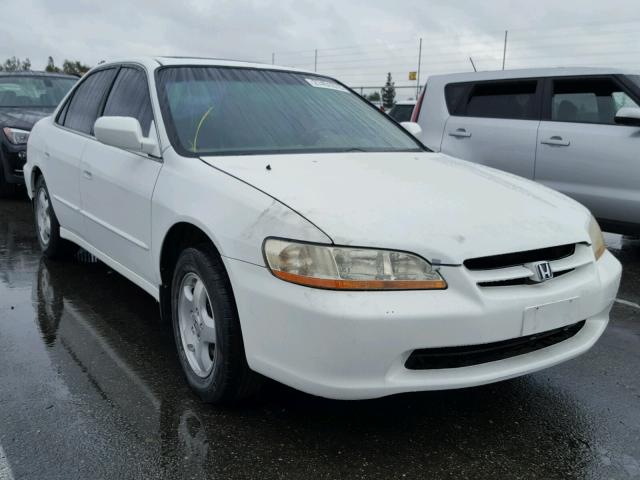 1HGCG1656YA050040 - 2000 HONDA ACCORD EX WHITE photo 1