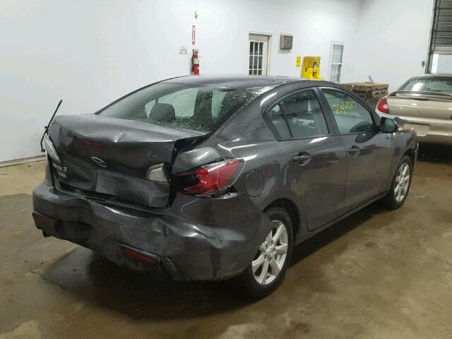 JM1BL1VF5B1386639 - 2011 MAZDA 3 GRAY photo 4