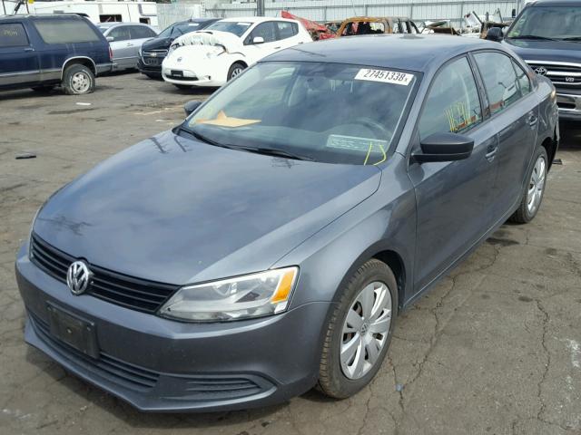 3VW2K7AJ2BM022503 - 2011 VOLKSWAGEN JETTA BASE GRAY photo 2